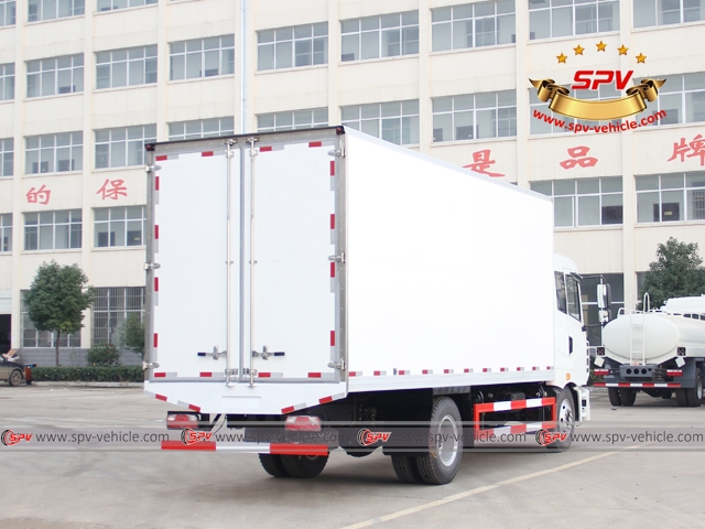 CAMC refrigerator truck back